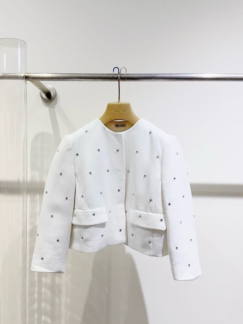 🚩steal Miu Miu White Cropped Embellished Jacket